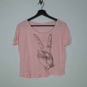 Aran's Den Flawless graphic tshirt